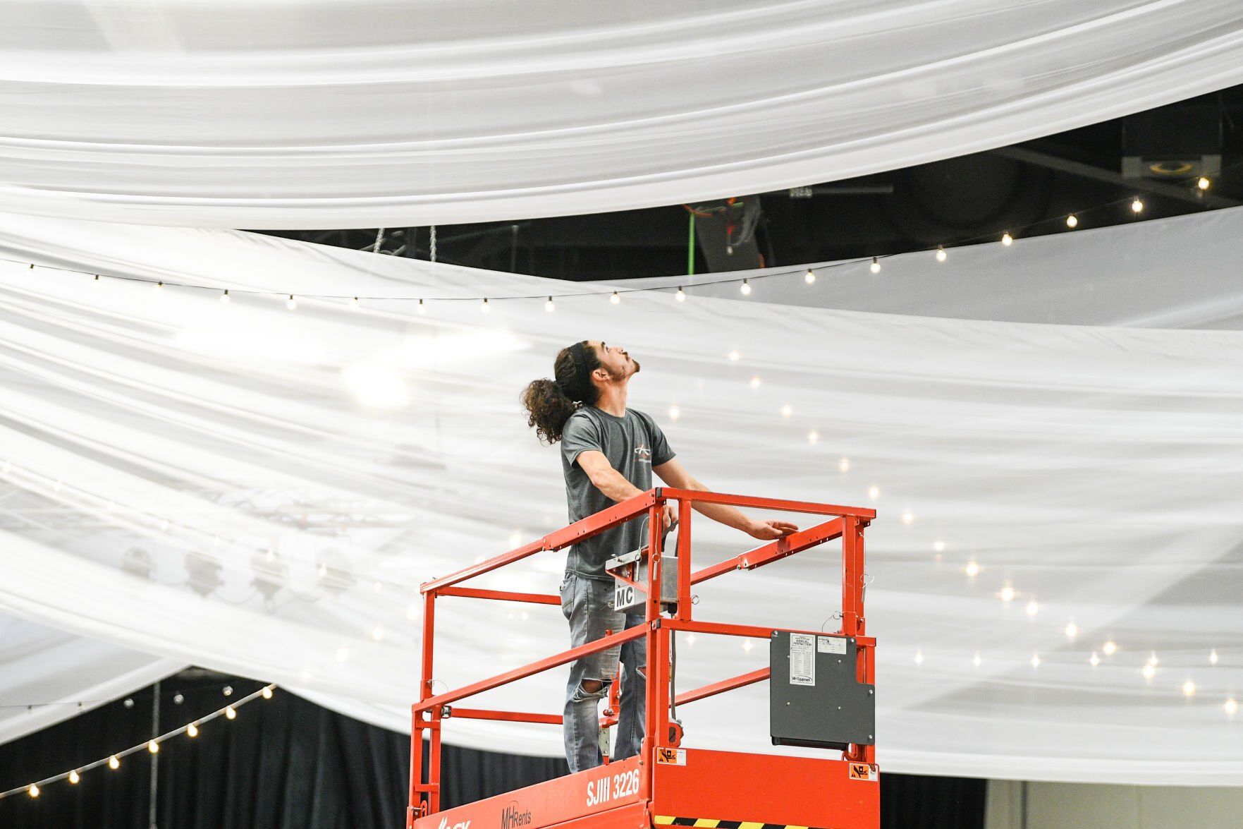 111621-qc-nws-festivaloftrees-008